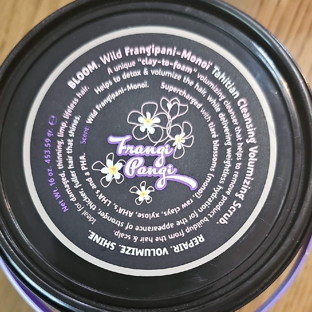 Tweak'd Tahitian Cleansing Volumizing Hair & Scalp Scrub